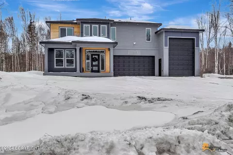 4595 E Gemini Ln, Wasilla, AK 99654