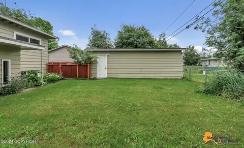 3102 Eureka St, Anchorage, AK 99503 photo 36