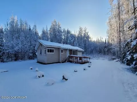 8740 W Angel Dr, Wasilla, AK 99623