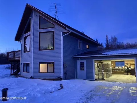 39952 Dodge Ct, Kenai, AK 99611