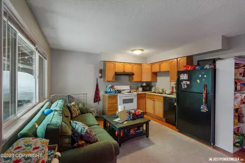 Kitchen - 429 E 76th Ave, Anchorage, AK 99518 photo 7 of 8
