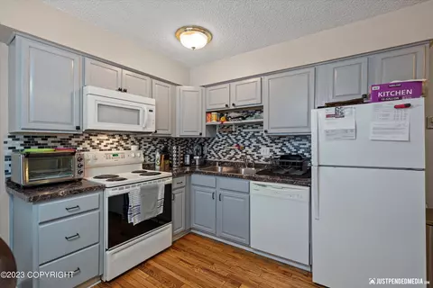 Kitchen - 429 E 76th Ave, Anchorage, AK 99518 photo 3 of 8
