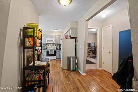 Entry Way - 429 E 76th Ave, Anchorage, AK 99518 photo 2 of 2