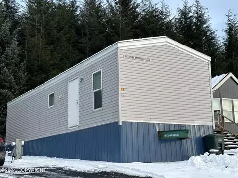 APT 31 Evergreen, Wrangell, AK 99929 photo 5