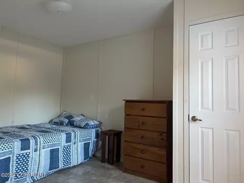 APT 31 Evergreen, Wrangell, AK 99929 photo 4
