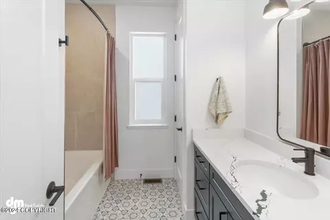Bath - 18670 Genteel Cir, Eagle River, AK 99577 photo 7 of 8