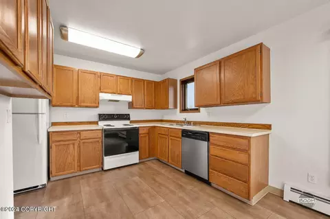 17119 Coronado Rd, Eagle River, AK 99577 photo 7