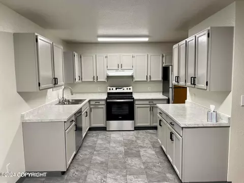 Kitchen - 17123 Coronado Rd, Eagle River, AK 99577 photo 3 of 3
