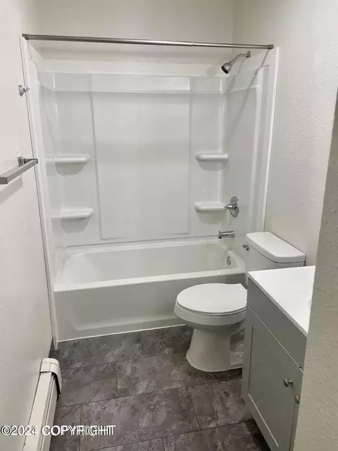Bath - 17123 Coronado Rd, Eagle River, AK 99577 photo 3 of 3