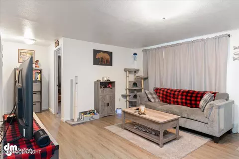 Living - 16845 Young Dr, Eagle River, AK 99577 photo 3 of 9