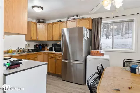 Kitchen - 16845 Young Dr, Eagle River, AK 99577 photo 4 of 15