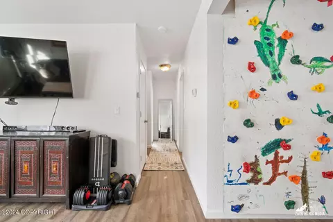 Entry Way - 17269 Palos Verdes Dr, Eagle River, AK 99577 photo 4 of 4