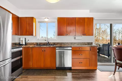 Kitchen - 17269 Palos Verdes Dr, Eagle River, AK 99577 photo 3 of 5