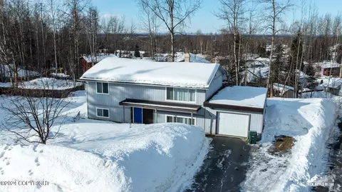 17269 Palos Verdes Dr, Eagle River, AK 99577