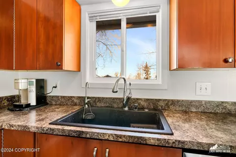 Kitchen - 17269 Palos Verdes Dr, Eagle River, AK 99577 photo 5 of 5