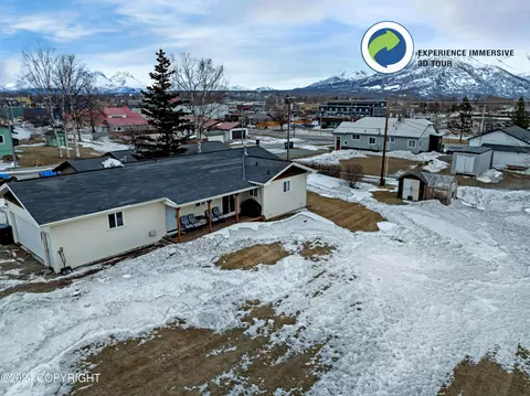 1015 S Dimond St, Palmer, AK 99645
