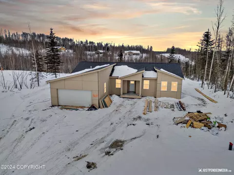 3628 S Preston Hills Dr, Wasilla, AK 99623