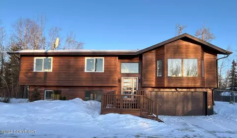 2775 N Hematite Dr, Wasilla, AK 99654