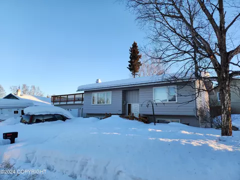 2160 Kently Ct, Anchorage, AK 99502