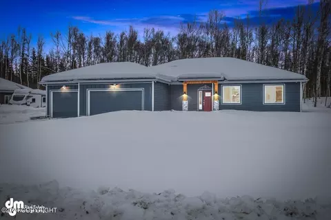 6595 W Creeksedge Dr, Wasilla, AK 99623