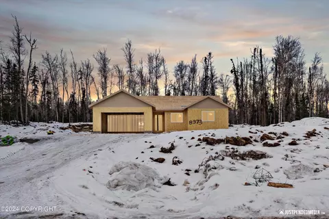 8373 W Aurora Heights Loop, Wasilla, AK 99623