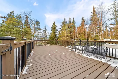 Exterior - 11940 Circle Dr, Anchorage, AK 99507 photo 7 of 27