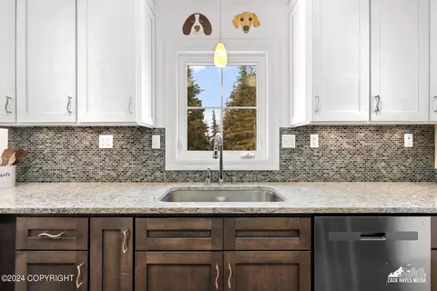 Kitchen - 11940 Circle Dr, Anchorage, AK 99507 photo 8 of 9