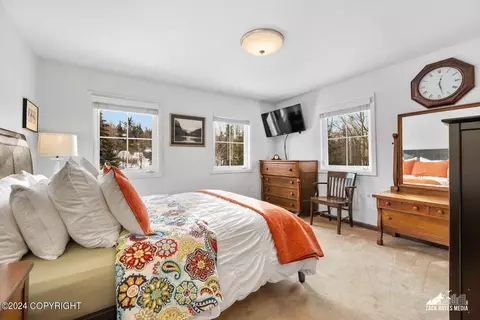 Bedroom - 11940 Circle Dr, Anchorage, AK 99507 photo 2 of 6