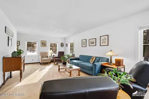 Living - 11940 Circle Dr, Anchorage, AK 99507 photo 5 of 7