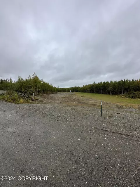 000 W Pinckney Dr, Wasilla, AK 99623