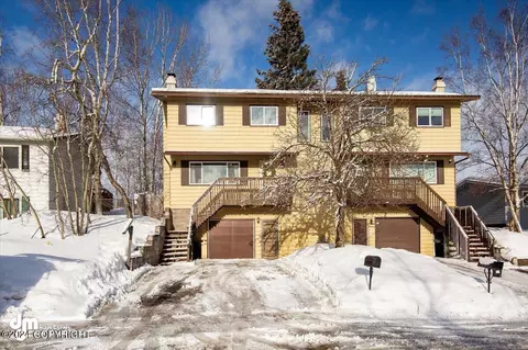 6205 Winding Way # 1, Anchorage, AK 99504