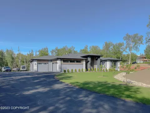 5011 W Lollybrock Dr, Wasilla, AK 99623