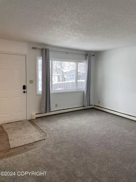 8530 Kluane Ave, Anchorage, AK 99504 photo 9