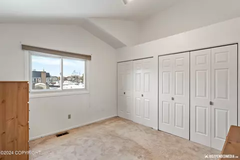 Bedroom - 8960 Joy Cir, Anchorage, AK 99502 photo 4 of 5