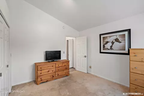 Bedroom - 8960 Joy Cir, Anchorage, AK 99502 photo 5 of 5