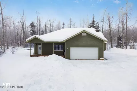 1370 N Double B St, Wasilla, AK 99654
