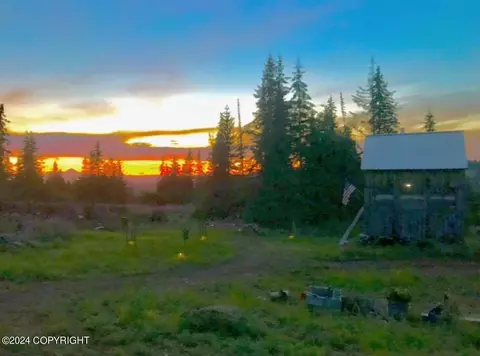 39460 Kulik St, Homer, AK 99603