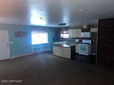 Kitchen - 22051 Upper Canyon Dr, Eagle River, AK 99577 photo 1 of 2