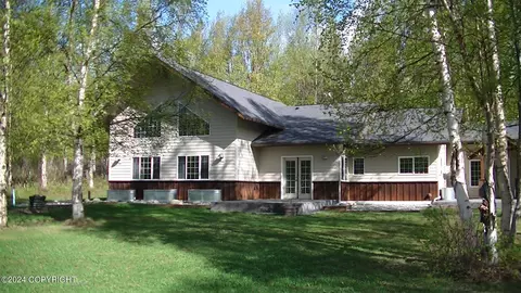 7936 Edgerton Parks Rd, Palmer, AK 99645
