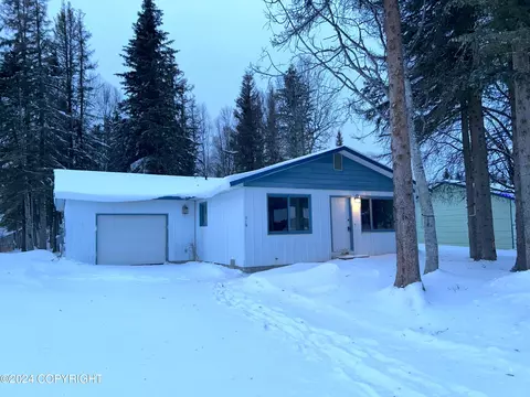 715 Maple Dr, Kenai, AK 99611
