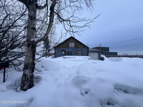 2228 E 86th Ct, Anchorage, AK 99507