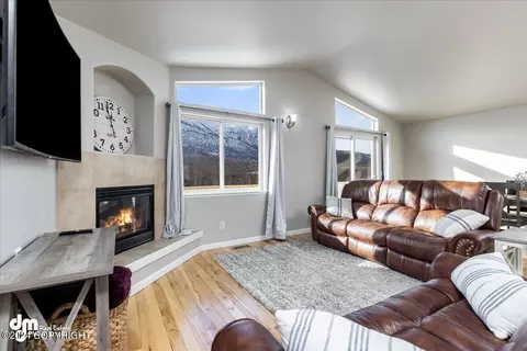 8992 Eagle River Ln, Eagle River, AK 99577 photo 7