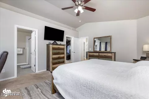 8992 Eagle River Ln, Eagle River, AK 99577 photo 19