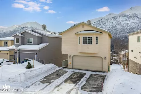 8992 Eagle River Ln, Eagle River, AK 99577 photo 38
