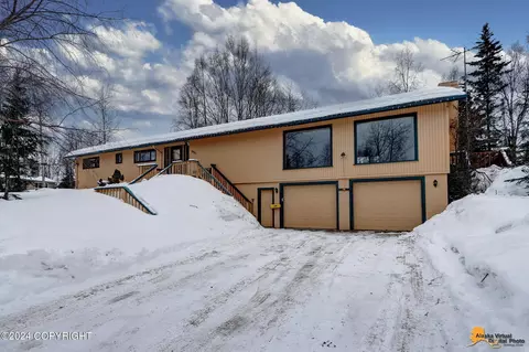 8901 Claridge Pl, Anchorage, AK 99507