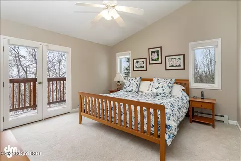 Bedroom - 27438 Paramount Dr, Eagle River, AK 99577 photo 1 of 2