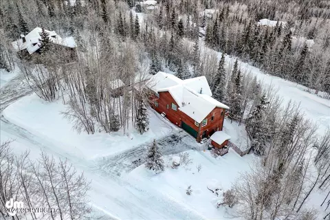 Exterior - 27438 Paramount Dr, Eagle River, AK 99577 photo 10 of 17
