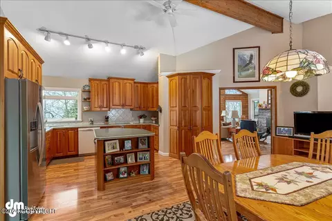 Dining - 27438 Paramount Dr, Eagle River, AK 99577 photo 5 of 7
