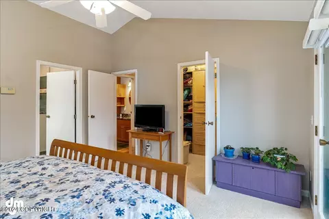 Bedroom - 27438 Paramount Dr, Eagle River, AK 99577 photo 2 of 2