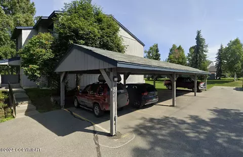 1641 Eastridge Dr # 302, Anchorage, AK 99501